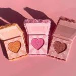 رژگونه پودری خرسی شیگلم رنگ Feb-U-Lous - Image 2