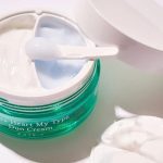 کرم مرطوب کننده اکسیس وای