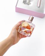 ست هدیه ادکلن زنانه جیوانچی ایرسیستیبل جیوانچی ادو پرفیوم50 میل (به همراه بالم لب) - Image 2