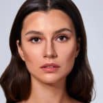 شیگلم کانتور استیکی 7.5 گرم در رنگ های مختلف GLOWIN’ UP SKIN STICK - Image 3