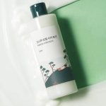 لوسیون تسکین دهنده سیکا راندلب 250 میل Round Lab Pine Calming Cica Lotion - Image 4