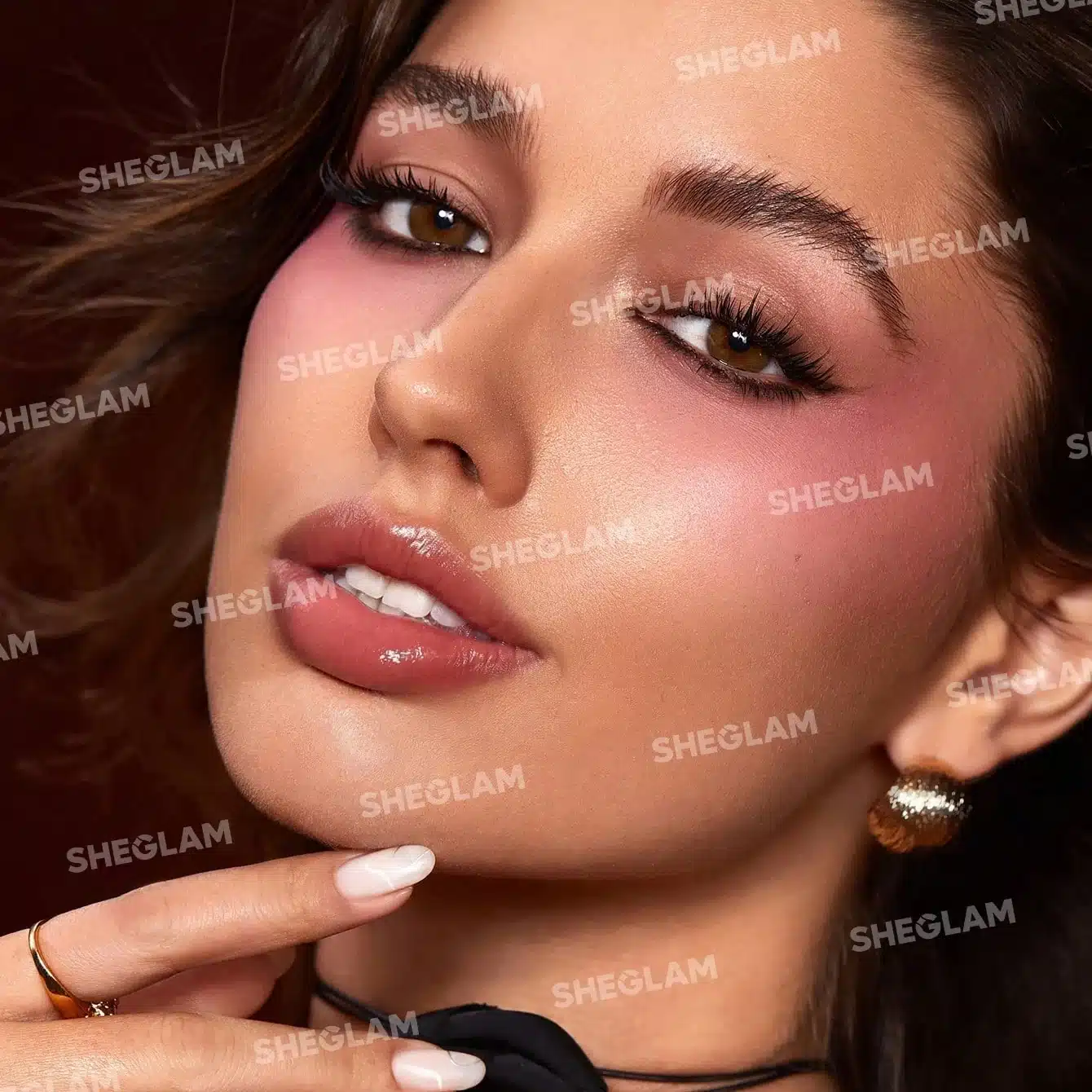 1705562976e220f92ff75aef85ea193d53341ed156-copy رژگونه کرمی شیگلم SHEGLAM مدل Ember Rose Eternal Flame رنگ Soulmate - Image 4