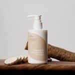 شیر پاک کن ایزنتری | Isntree yam root vegan milk cleanser220ml - Image 2