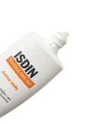 ضد آفتاب ایزدین Isdin مدل اکتیو یونیفای بی رنگ 50 میل Active Unify ضد لک SPF 50 - Image 4