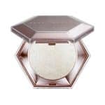 هایلایتر دایموند بمب فنتی بیوتی Diamond Bomb مدل how many carats 01