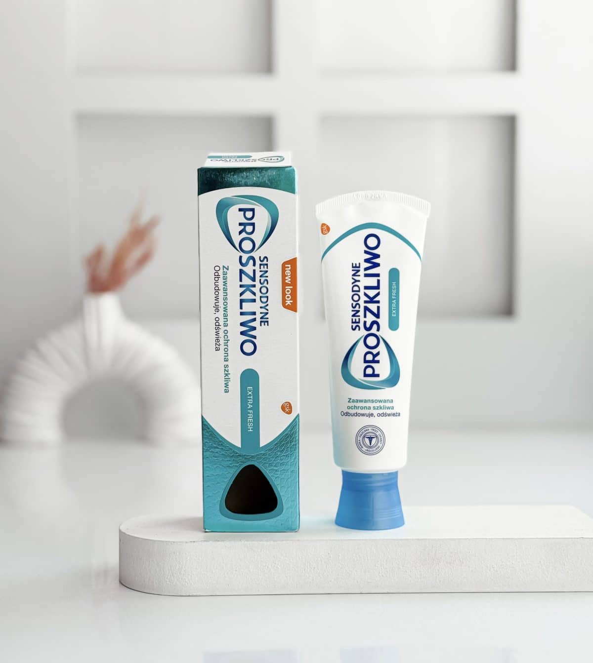 خمیر دندان ضد پوسیدگی Pronamel Extra Fresh سنسوداین Sensodyne حجم 75 میل Pronamel Extra Fresh - Image 2
