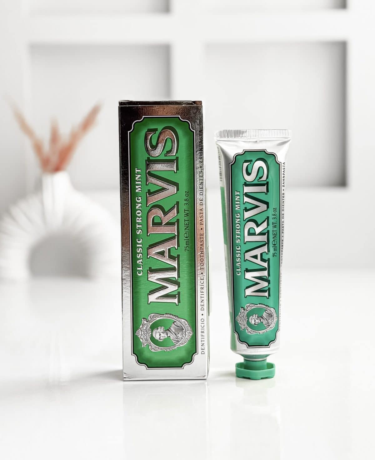 خمیر دندان مارویس مدل نعنایی قوی کلاسیک استرانگ مینت 75 میل MARVIS CLASSIC STRONG MINT - Image 2