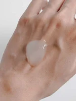 ژل کرم سنتلا و نیاسینامید هاروهارو واندر 90 گرم HaruHaru Wonder Centella 5% Niacinamide Radiance Gel Cream - Image 3