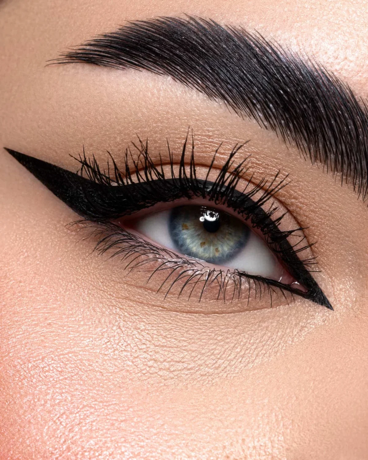 خط چشم مات آسترا نوک نمدی ASTRA MAKE-UP INK LINER - Image 3